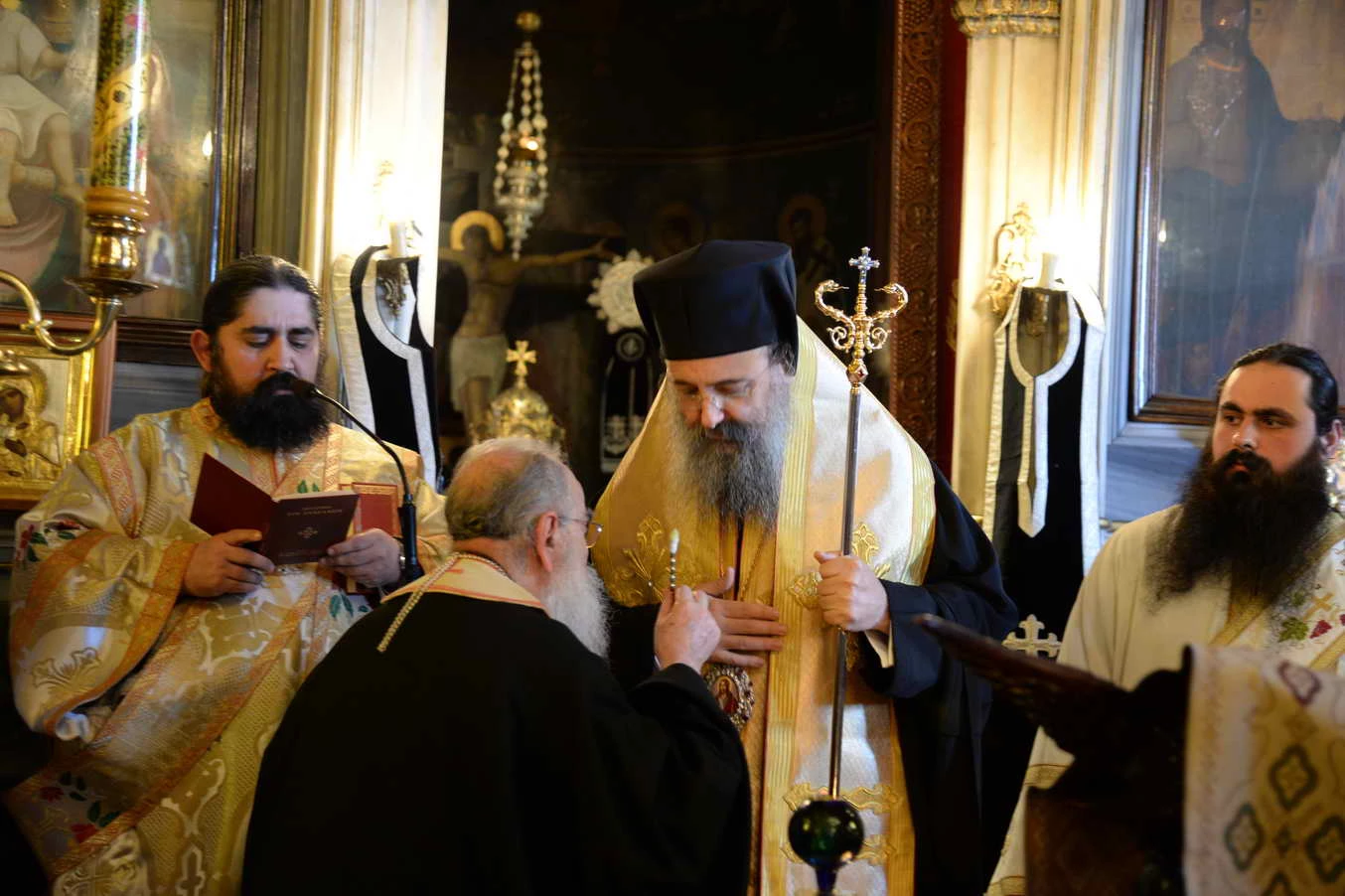 Tό Μυστήριο τοῦ ἱεροῦ Εὐχελαίου στὴν Ἱερὰ Μητρόπολη Πατρῶν